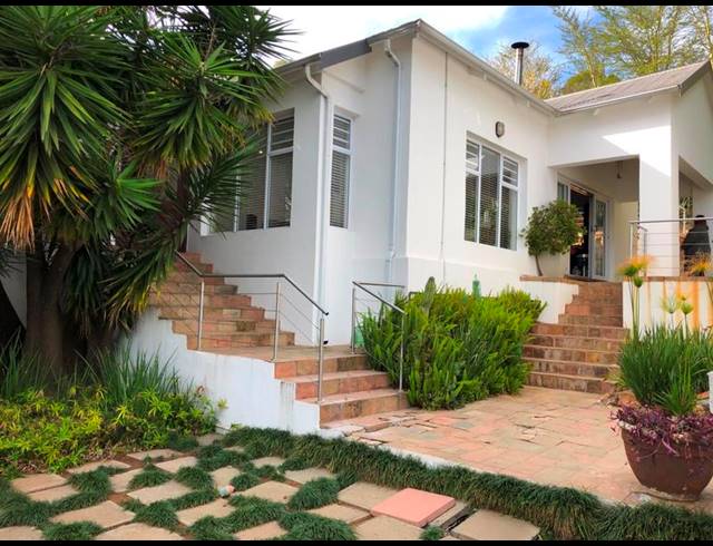 3 BEDROOM HOUSE FOR SALE IN KENSINGTON